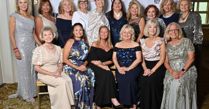 Nungesser honored by Republican Women’s Club of Jefferson