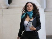Ministra Camila Vallejo anunció que Gobierno buscará reponer en el Senado multa por no votar