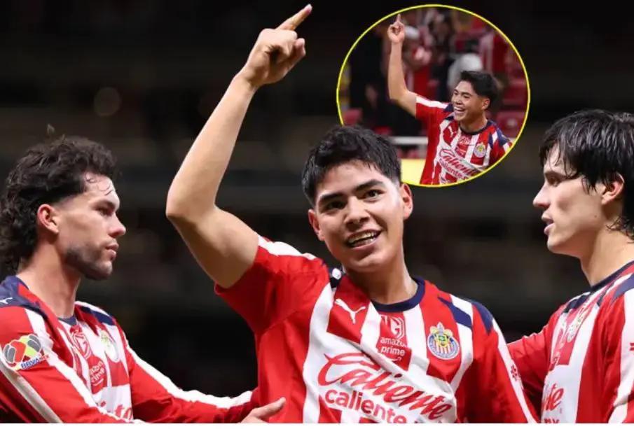 Chivas vence 3-1 a Necaxa en el regreso de Fernando Gago al estadio Akron