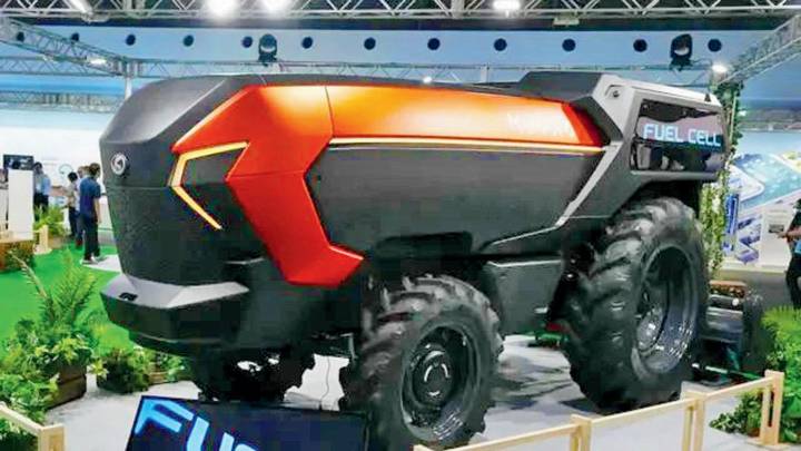 Kubota unveils world’s first hydrogen