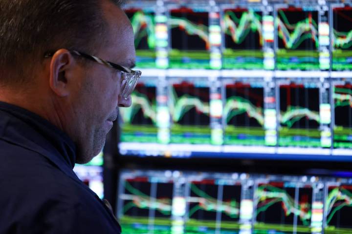 Campo y EE. UU. Se disparan los bonos y las acciones argentinas y cae 100 puntos el riesgo país tras el anuncio del Gobierno