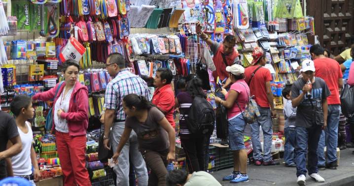 Crece 3.94% economía informal de NL en I-2025; suma 344,661 mdp
