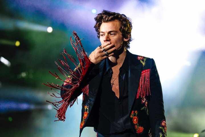Singer Harry Styles Leaves Athletics Community Shocked With Latest Berlin Marathon Record: “Beyond Amazing” The internet hails One Direction star Harry Styles as he clocks his personal best at the 202
