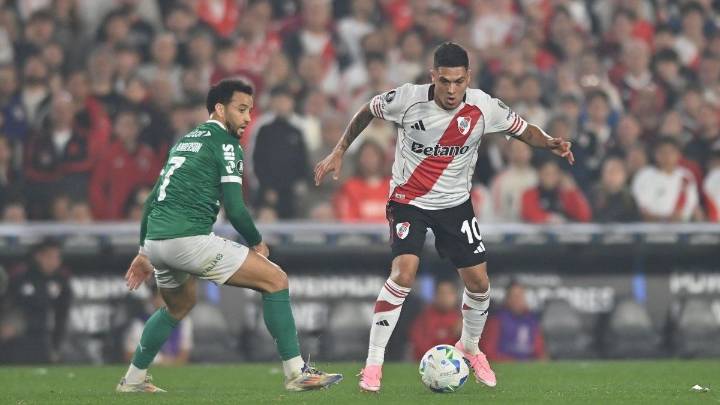 River cayó de local con Palmeiras, pero quedó vivo: irá a Brasil por el milagro