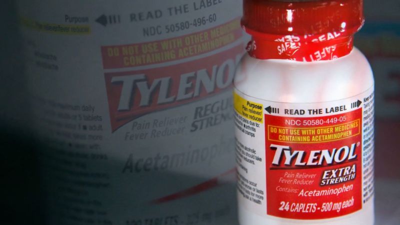 Trump sugiere posible vínculo entre el autismo y el uso de acetaminofén en el embarazo
