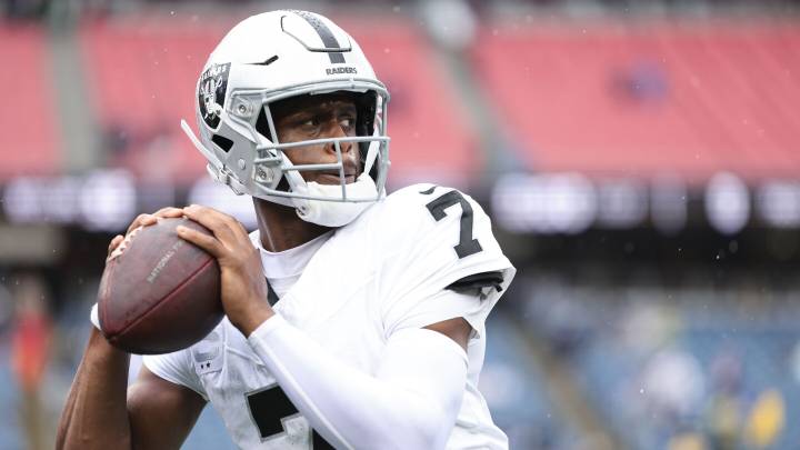 Geno Smith set Raiders record for passing yards in first game with the team