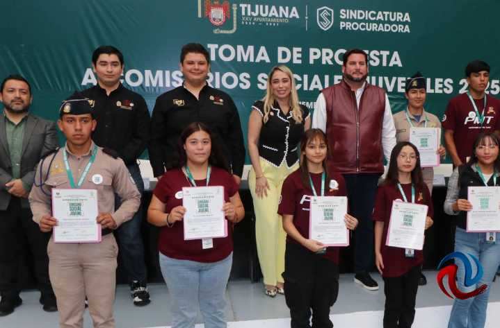 Toman protesta a 154 comisarios sociales juveniles de la sindicatura