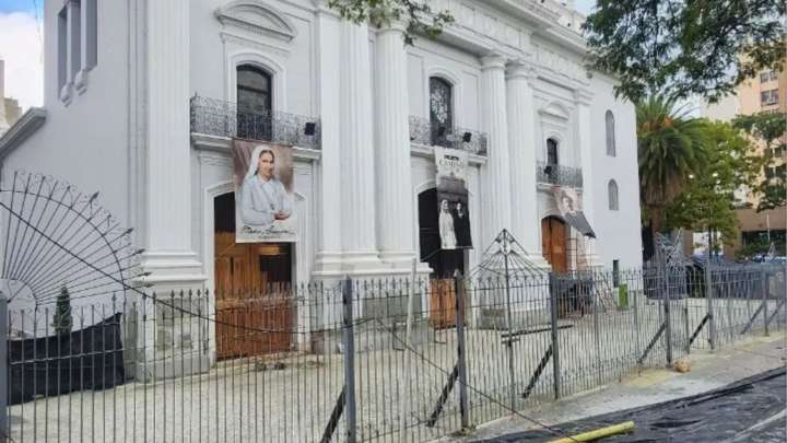 Caracas se prepara para recibir a dos nuevos santos: Inician adecuaciones en la Iglesia de La Candelaria #24Sep