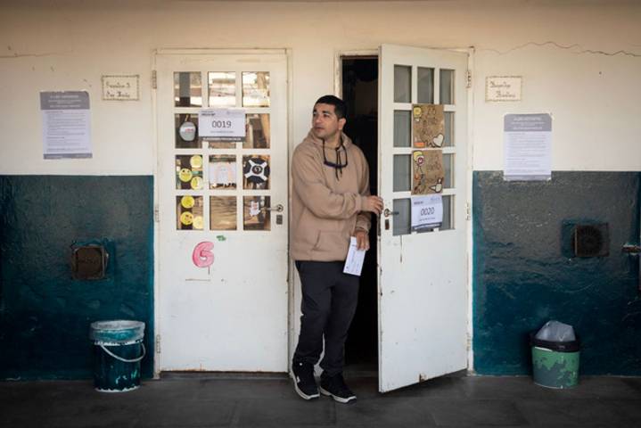 Peronismo opositor triunfa en elecciones legislativas de Buenos Aires