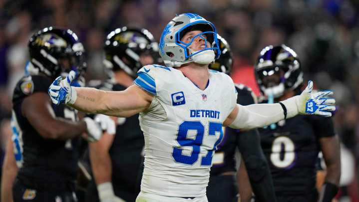 Lions' pass rush comes alive to sack Ravens' dangerous Lamar Jackson seven times