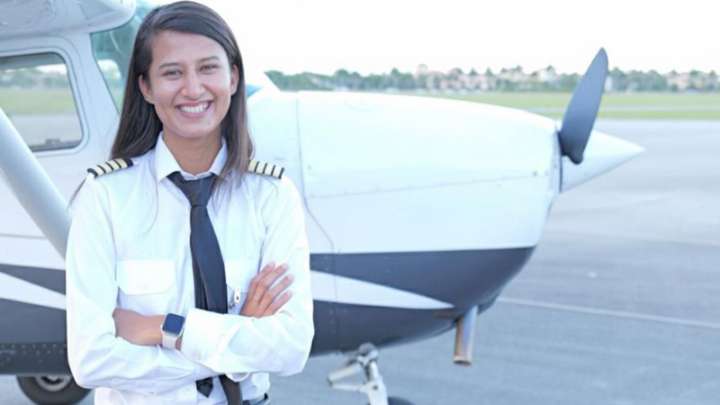 Gujarat Government empowers 23-year-old Ahmedabad’s Vidhi Parmar to achieve pilot dream