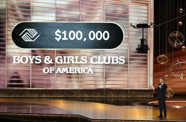 Emmy winners couldn’t stick to Nate Bargatze’s 45-second game. The Boys & Girls Club is still getting money.