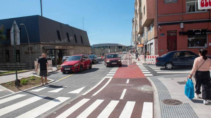 La avenida da Sardiñeira reabre al tráfico