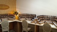 Perfumería de autor abre sus puertas en Chile: Fue creada por una chilena y ofrece talleres de creación de perfumes