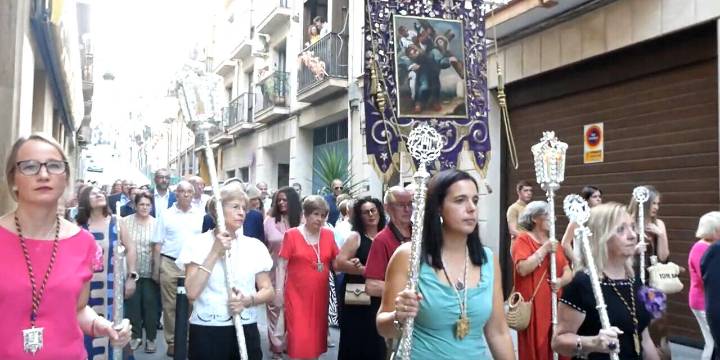 El Gallardete de Jesús celebra su aniversario con una salida extraordinaria visitando las casas de los hermanos mayores