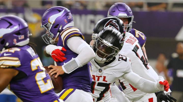 Falcons' rookies shine in dominant defensive win over Vikings