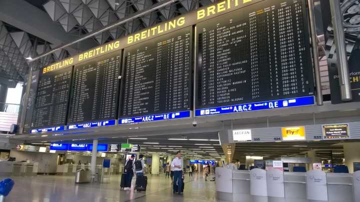 Un ciberataque masivo provocó caos en los aeropuertos de Europa