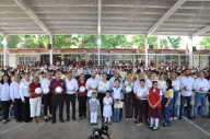 Inaugura titular de la Secretaría de Recursos Hidráulicos ciclo escolar 2025