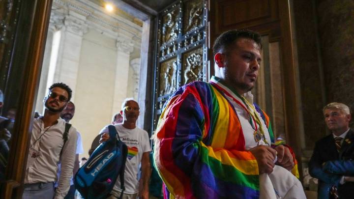 LGBTQ+ Catholics make Holy Year pilgrimage to Rome and celebrate a new feeling of welcome