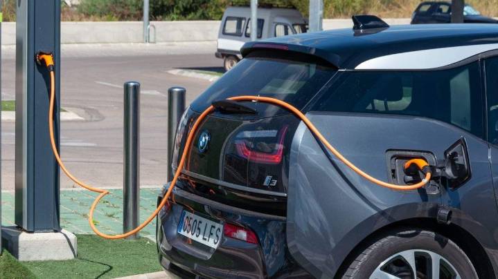 Icing: la práctica que bloquea la recarga eléctrica y puede costarte hasta 200€