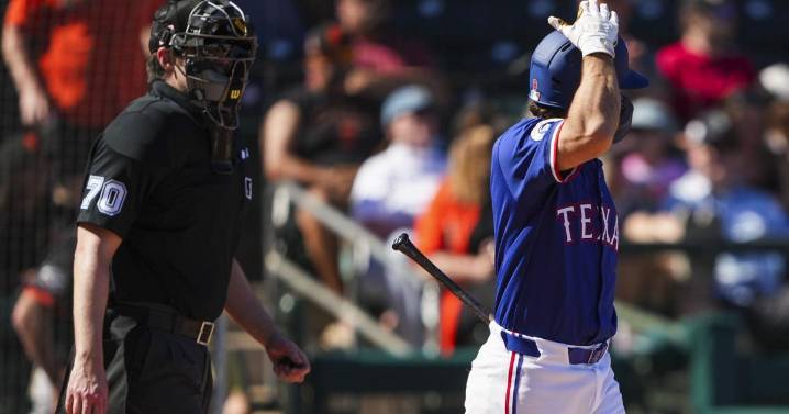 Robot umps OK'd for MLB in 2026 as part of challenge system