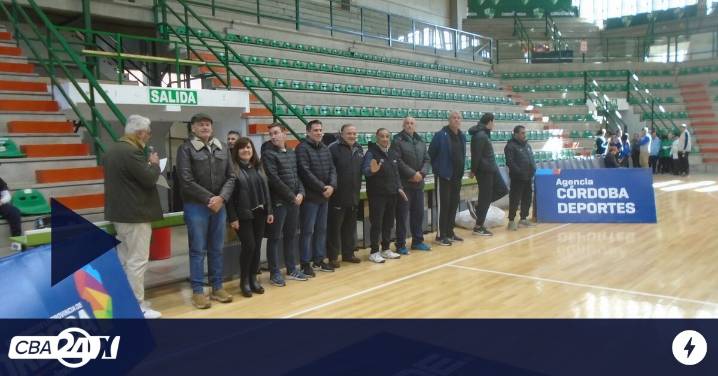 El estadio de Atenas tuvo la presentación del Básquet para Ciegos
