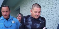 Arrestado por matar a su perro de un disparo, según las autoridades