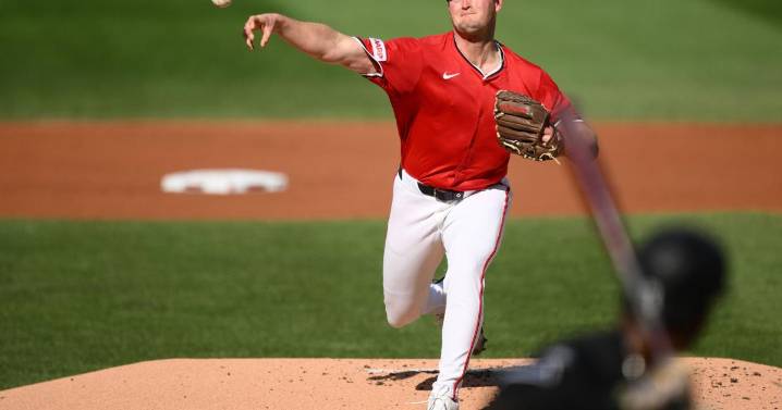 Shane Smith give up one hit in six innings as White Sox rout Nationals, 8