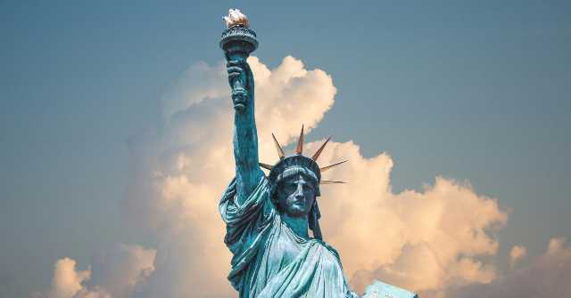 Trump's Updated Citizenship Test Ditches Diversity, Promotes 'One Nation, One People'