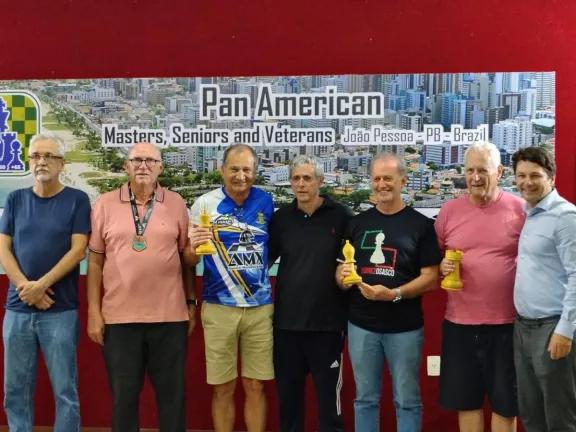Mario Leskovar se consagró subcampeón del Panamericano Senior de ajedrez en Brasil
