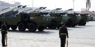 Misiles hipersónicos y drones con IA: China exhibe poderío militar en desfile conmemorativo de la II Guerra Mundial