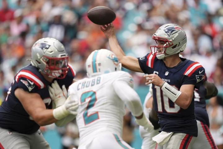 Patriots coach Mike Vrabel believes win over Dolphins can be blueprint for rest of season