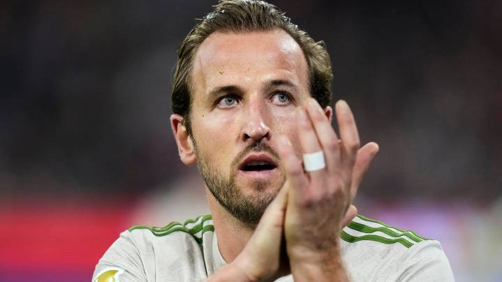 Harry Kane scores his 100th goal for Bayern in 104th game in win over Bremen