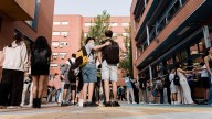 Estudiantes, al límite: exigen un "plan urgente" ante la subida del alquiler y la falta de residencias públicas