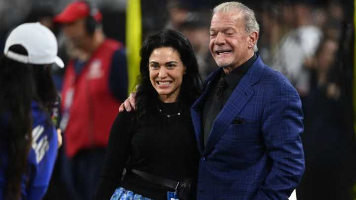 Late Jim Irsay’s Daughter Suffers 6-Figure Loss as Colts Owner Forced to Wait for $19.9M Update Jim Irsay's daughter suffers a six-figure loss four months after his death as she waits for a $19.9 mill