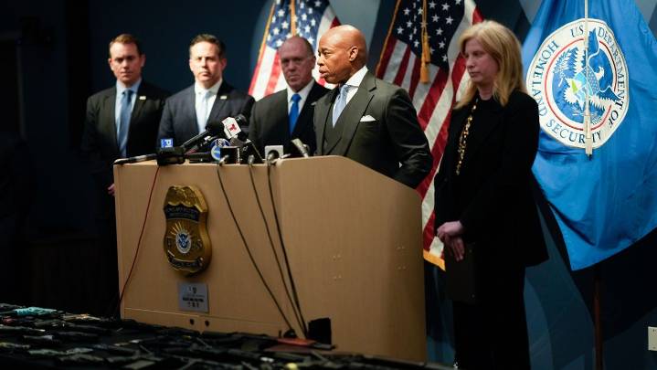Homan, Adams applaud Tren de Aragua gang takedown