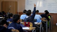 Analizan incorporar la enseñanza de IA y educación financiera en las escuelas
