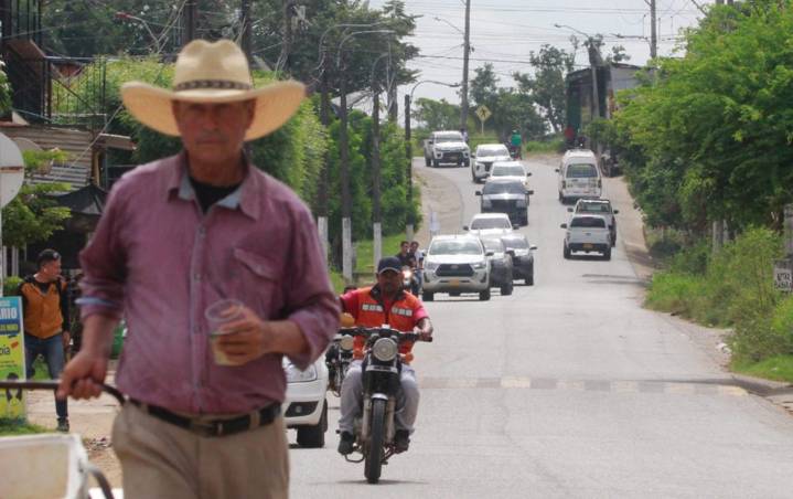 Caravana humanitaria aboga por la paz en la región colombiana del Catatumbo