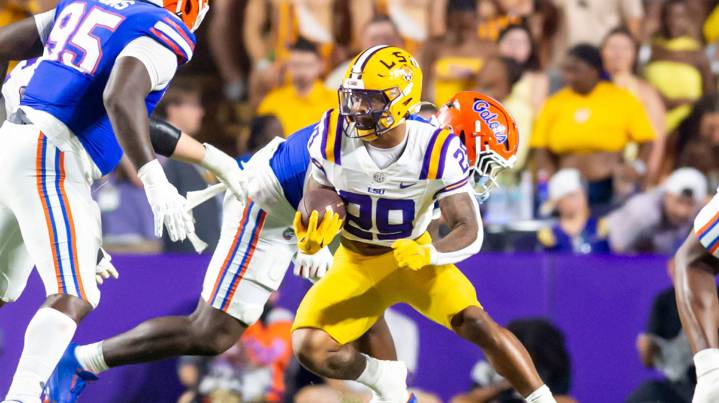 LSU HC Brian Kelly reveals 2 things Caden Durham must do to play vs. Ole Miss