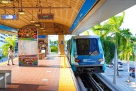Un peatón en estado crítico tras ser atropellado por un tren en Miami