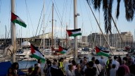 Israel advierte que tratará como "terroristas" a los activistas de la flotilla, obligada a regresar a Barcelona por el mal tiempo