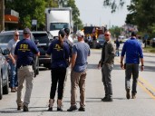 Agente de ICE mata a balazos a migrante durante redada en Chicago