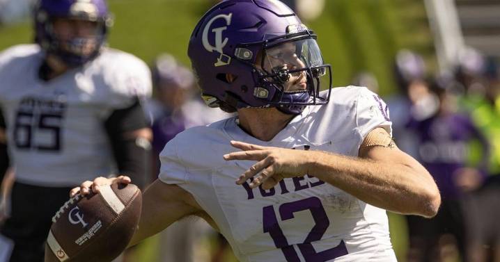 Rocky's Bears battle, but Caden Young leads C of I Yotes to win
