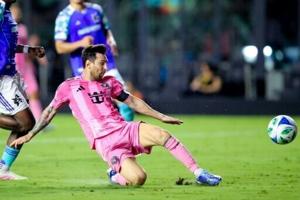 Messi scores goal and sets up another as Miami beats Seattle