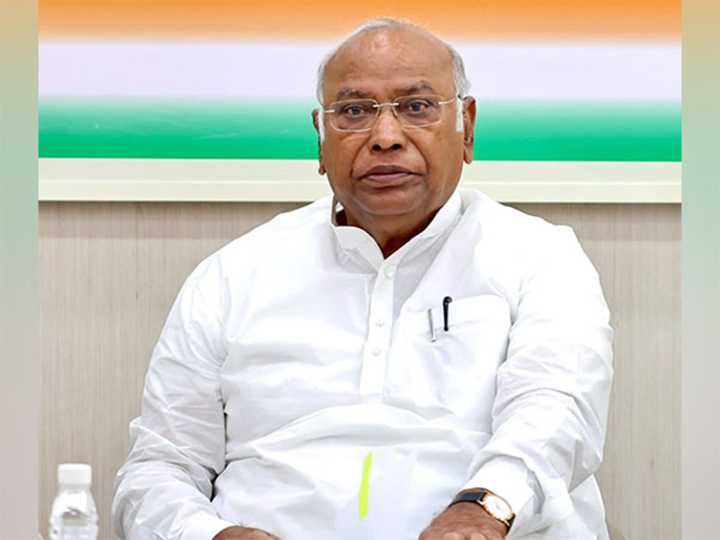 "Pathetic handling of Ladakh situation…persistent betrayal of people's aspirations": Kharge condemns Wangchuk's arrest