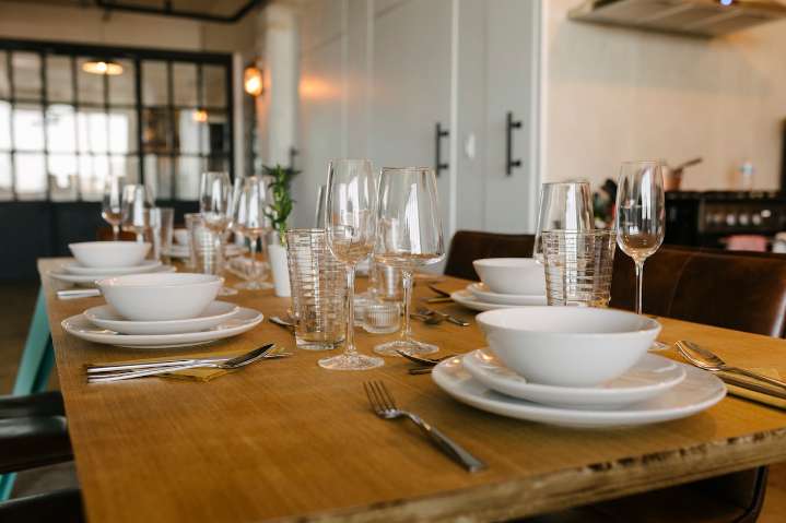 Dear Annie: Party guest’s insulting remarks are far from funny