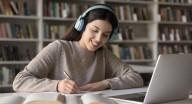 Habitantes de Soacha podrán estudiar becados pregrados y posgrados 100% virtual con universidades internacionales