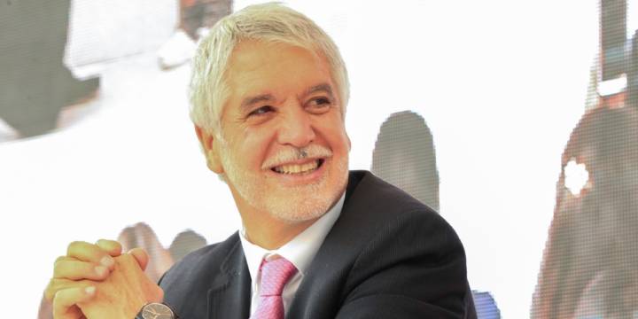 Enrique Peñalosa criticó a D1, Ara y Oxxo y así le respondieron
