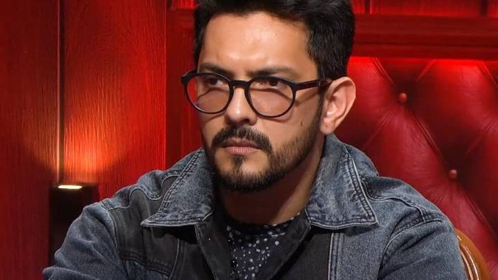 ‘Bahut Mehnat Ki’: Aditya Narayan Reveals Buying Property Worth Rs 10.5 Cr Without Father Udit's Help