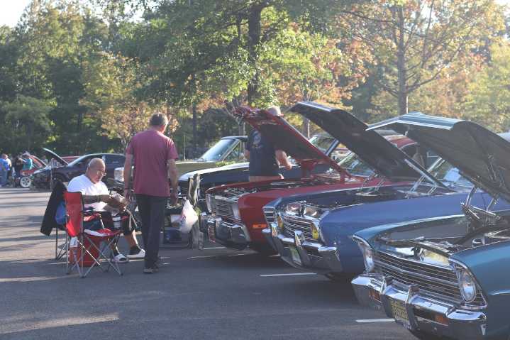 48th annual Staten Island AAC Car Show brings together cars, camaraderie (80 photos)